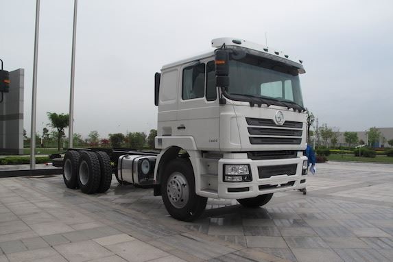 F3000 Flatbed truck